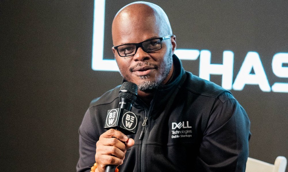 Mobolaji on stage at Black Entrepreneurs Week